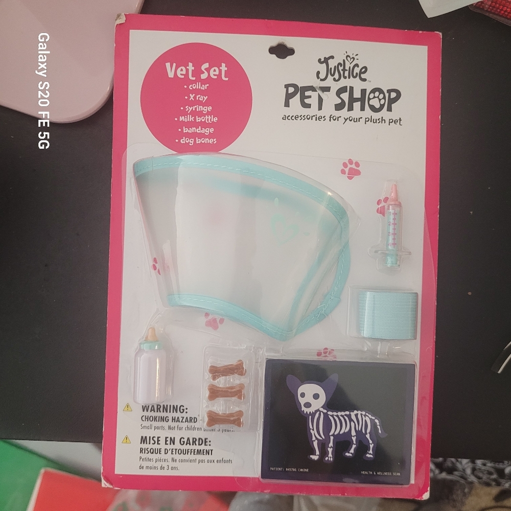 Justice Vet Set for Plush Pets
